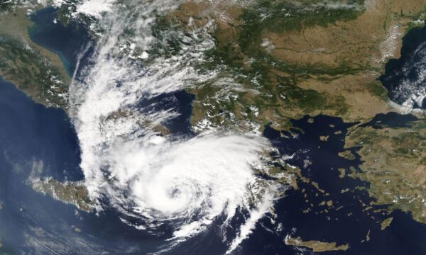 Medicane, Il ciclone tropicale che da domani investirà anche la Calabria